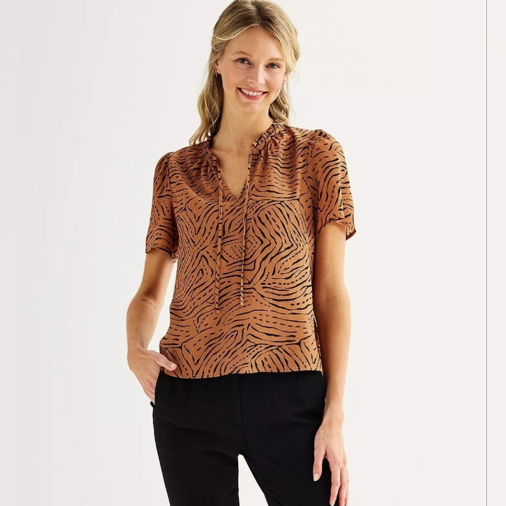 Nine West Blouse - Animal Print - Tie Front Top - Size M